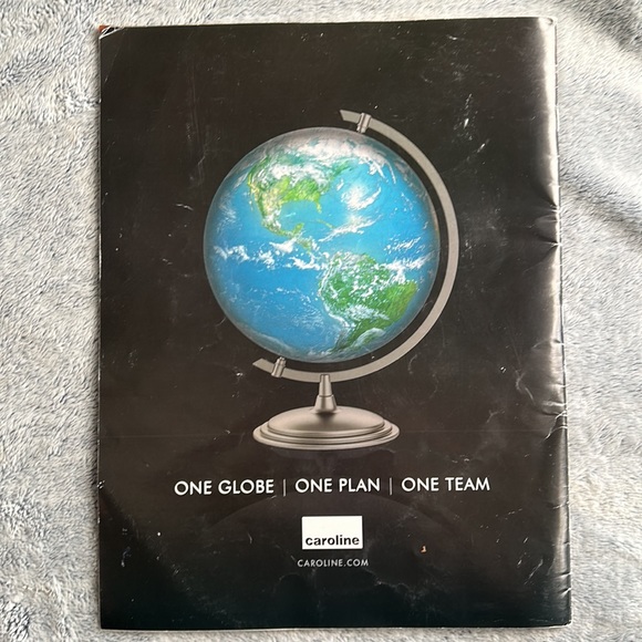 BILLBOARD MAGAZINE💫2018 Features Christina Aguilera and Remembering Avicii - Picture 6 of 6